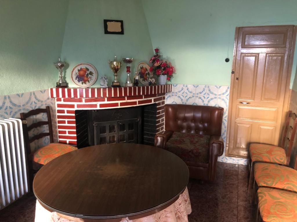 La Chimenea De La Tia Engracia Villa Ruidera Bagian luar foto